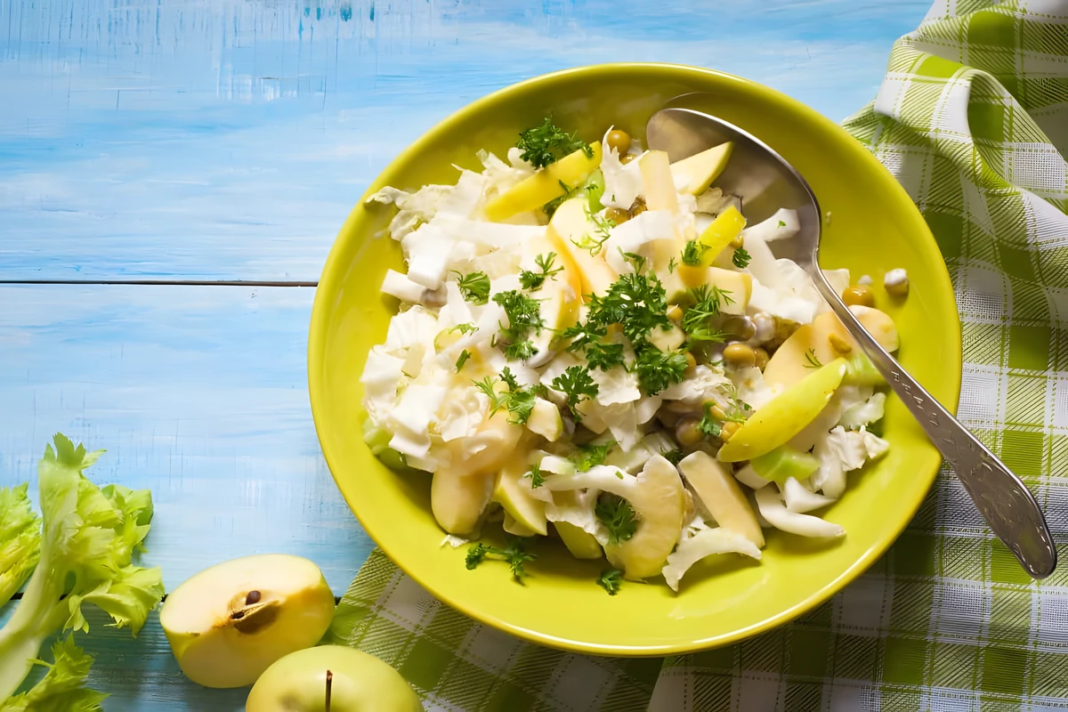 Receta de Ensalada Navideña de Manzana