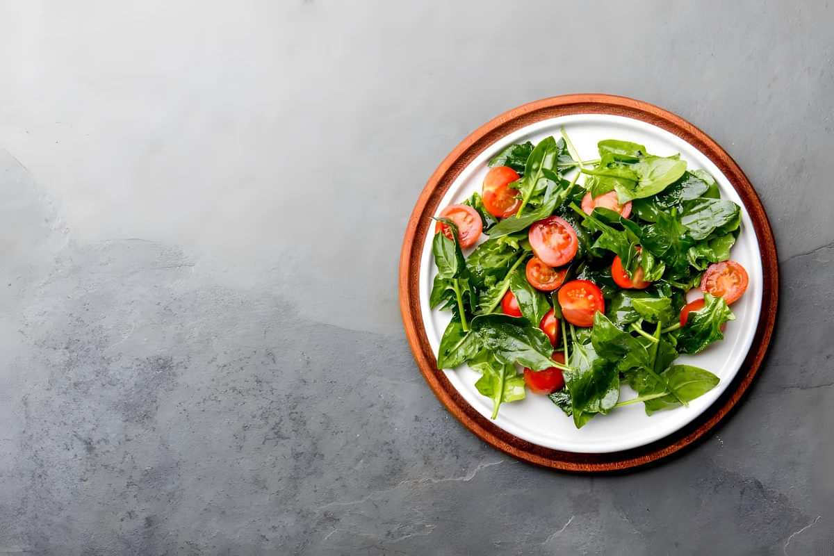 Receta de Ensalada de Espinaca y Tomate
