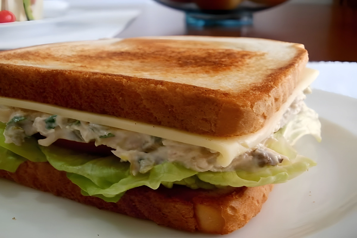 Receta de Sándwich de Pollo Desmenuzado