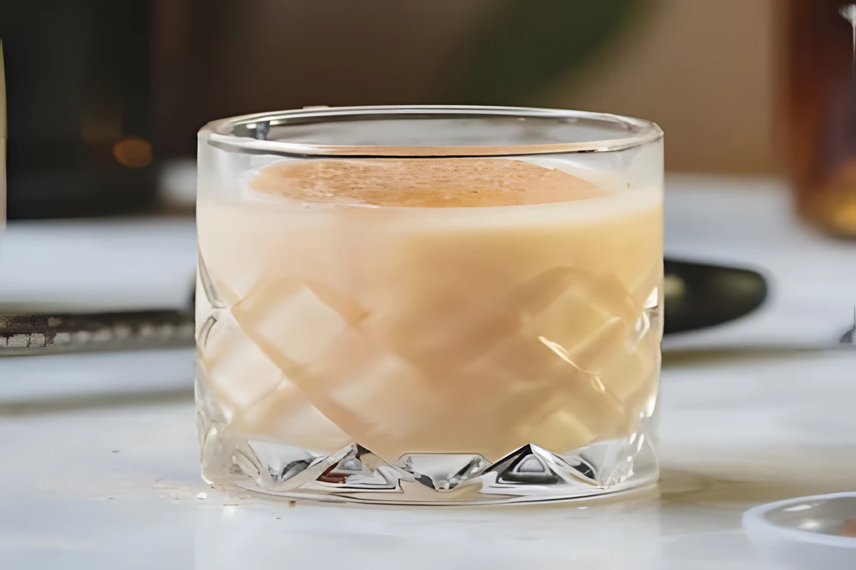 Cóctel de Brandy con Leche